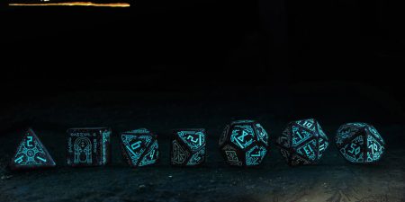 The Lord of the Rings: Moria - Glow in the dark Dice Set